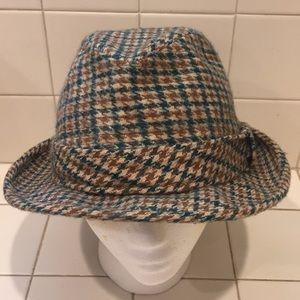 Green tan color Union brand Vintage Made In USA Fedora style hat